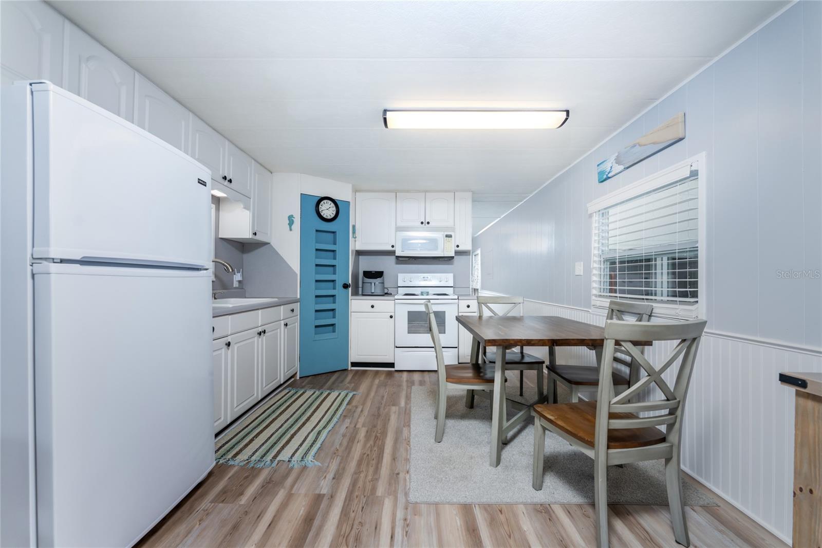 615 VIA CALA, ENGLEWOOD, FL, 34224