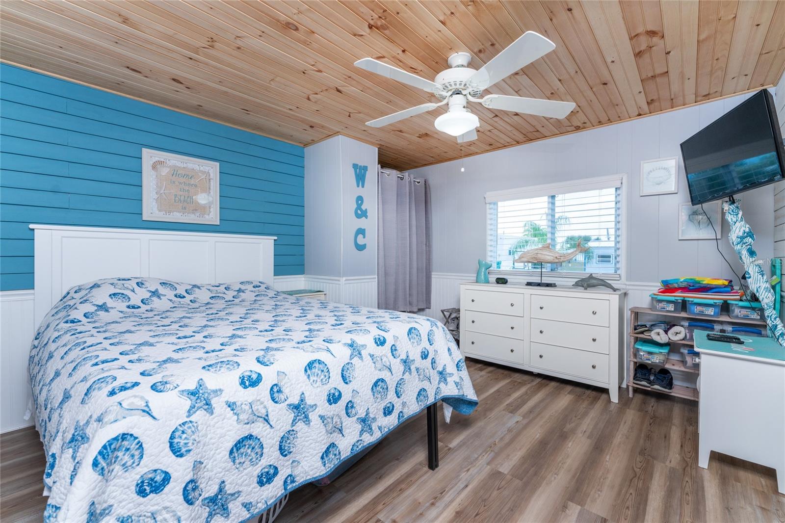 615 VIA CALA, ENGLEWOOD, FL, 34224