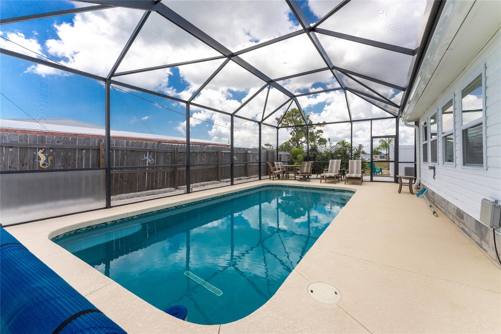 615 VIA CALA, ENGLEWOOD, FL, 34224