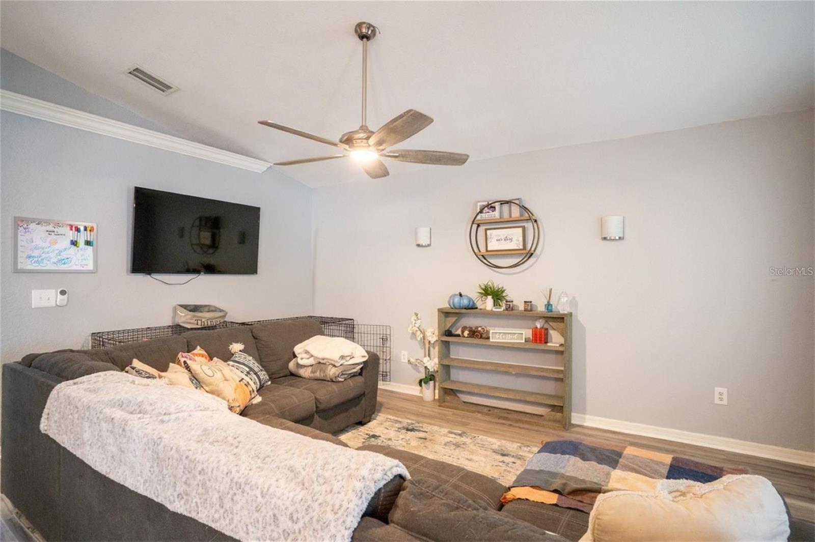 251 DIAMOND RIDGE BLVD, AUBURNDALE, FL, 33823