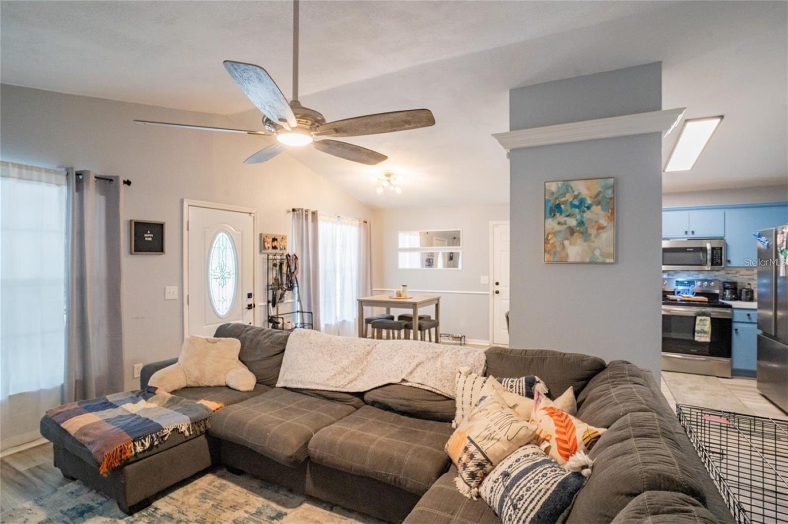 251 DIAMOND RIDGE BLVD, AUBURNDALE, FL, 33823