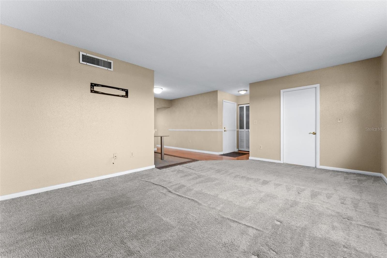 500 NEWELL HILL RD #102D, LEESBURG, FL, 34748