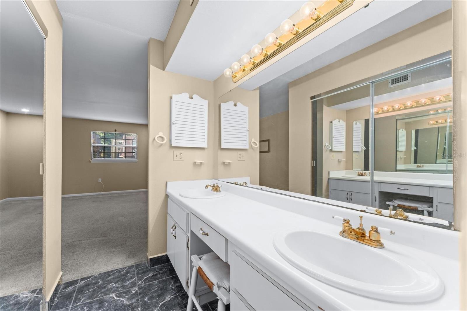 500 NEWELL HILL RD #102D, LEESBURG, FL, 34748