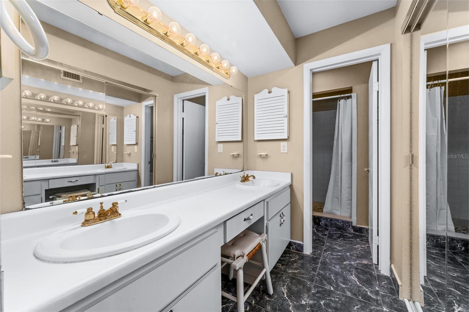 500 NEWELL HILL RD #102D, LEESBURG, FL, 34748
