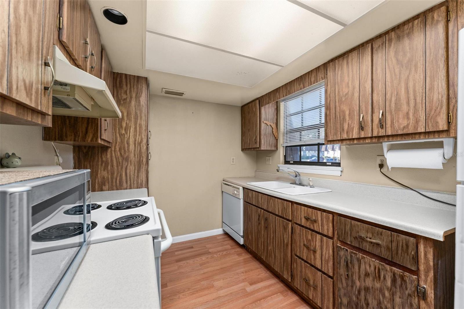 500 NEWELL HILL RD #102D, LEESBURG, FL, 34748