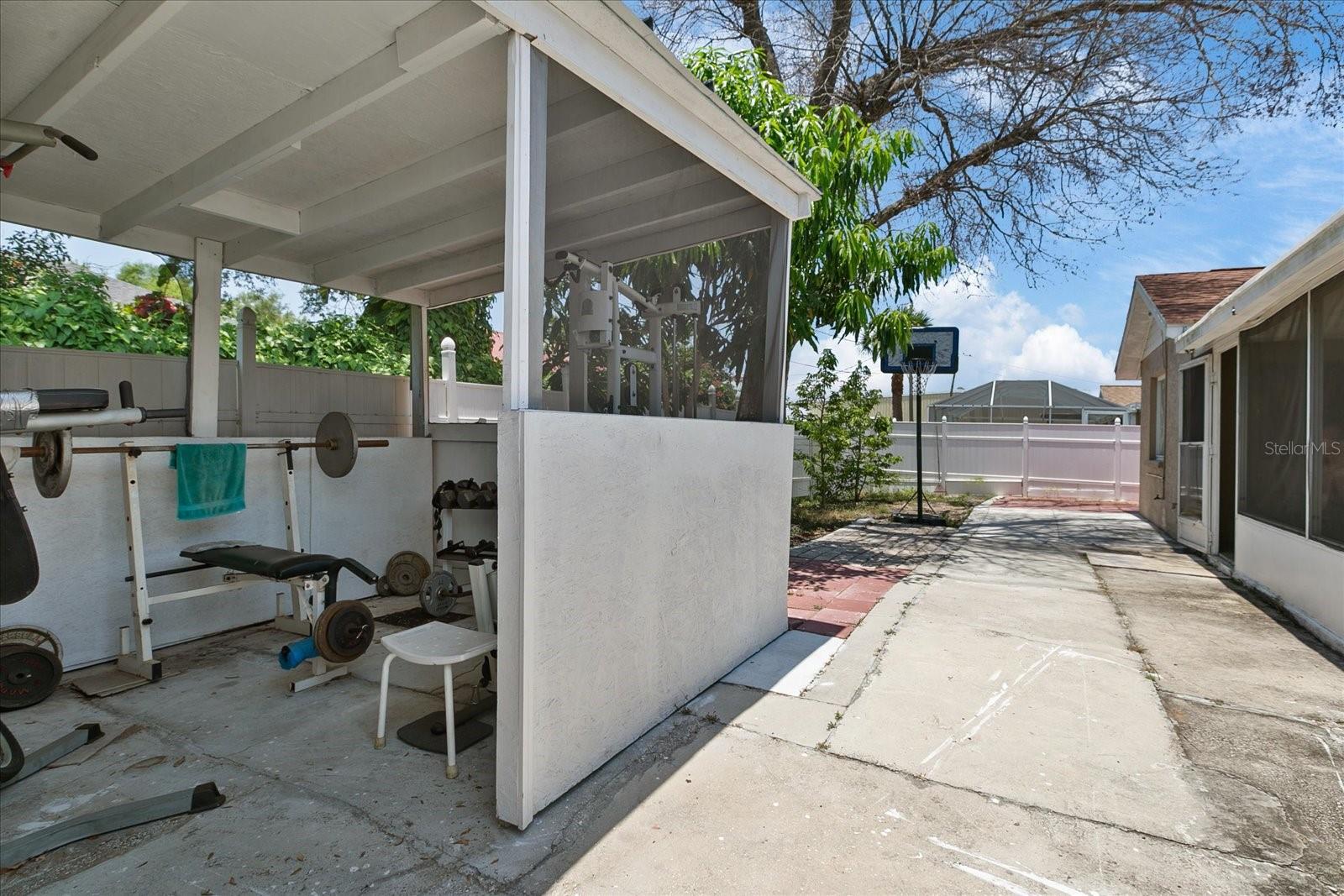 1081 N EUCLID AVE, SARASOTA, FL, 34237