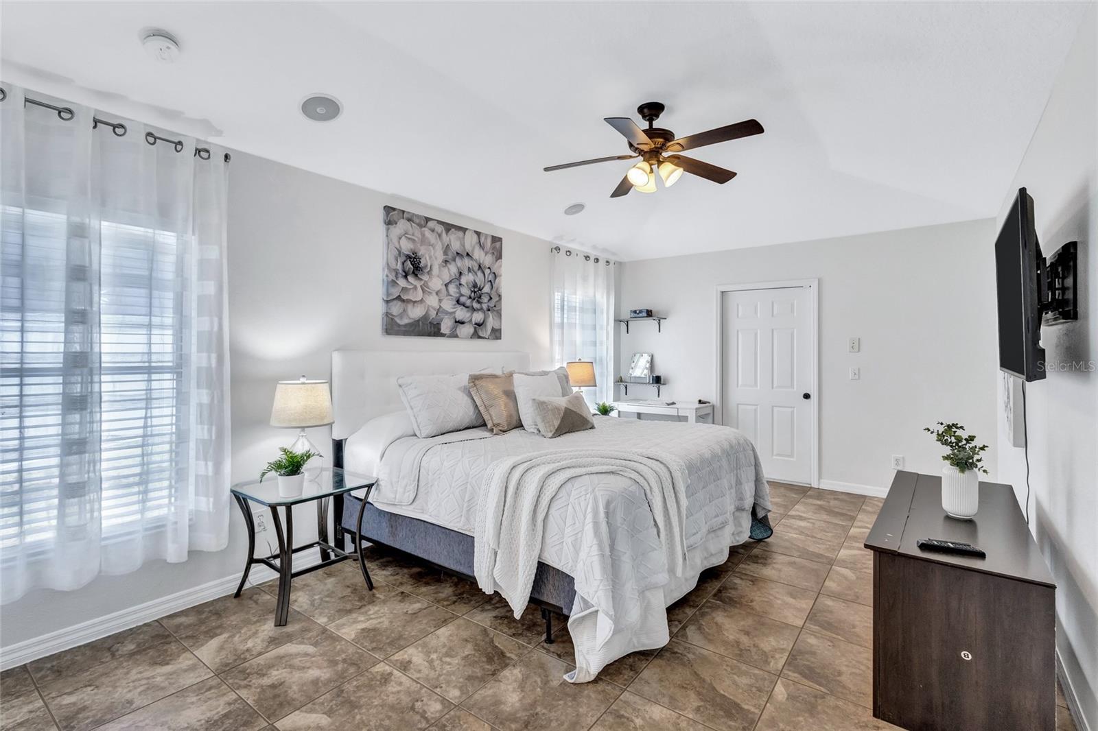 805 WOODCARVER LN, BRANDON, FL, 33510