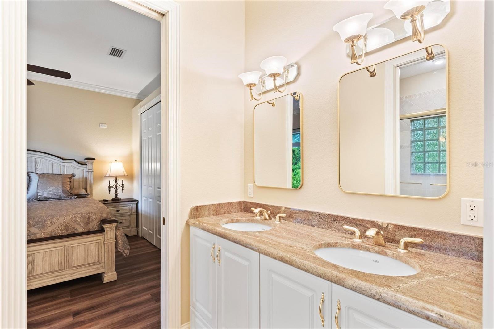 55 RIVERBEND DR, PALM COAST, FL, 32137
