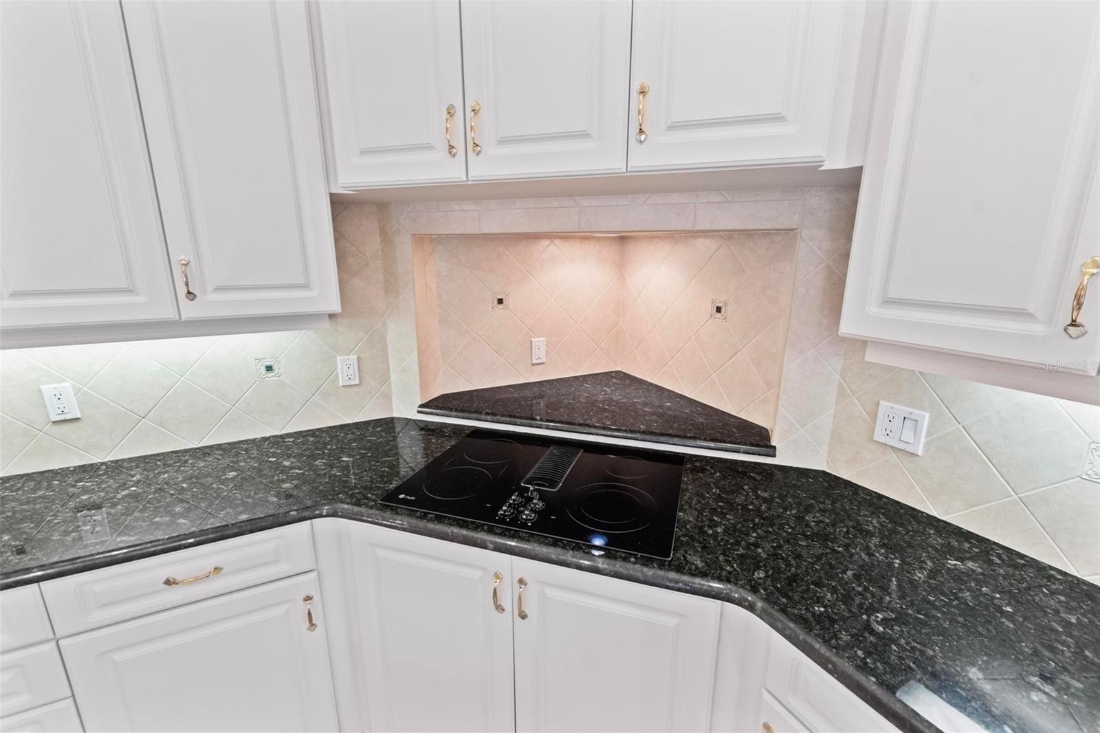 55 RIVERBEND DR, PALM COAST, FL, 32137