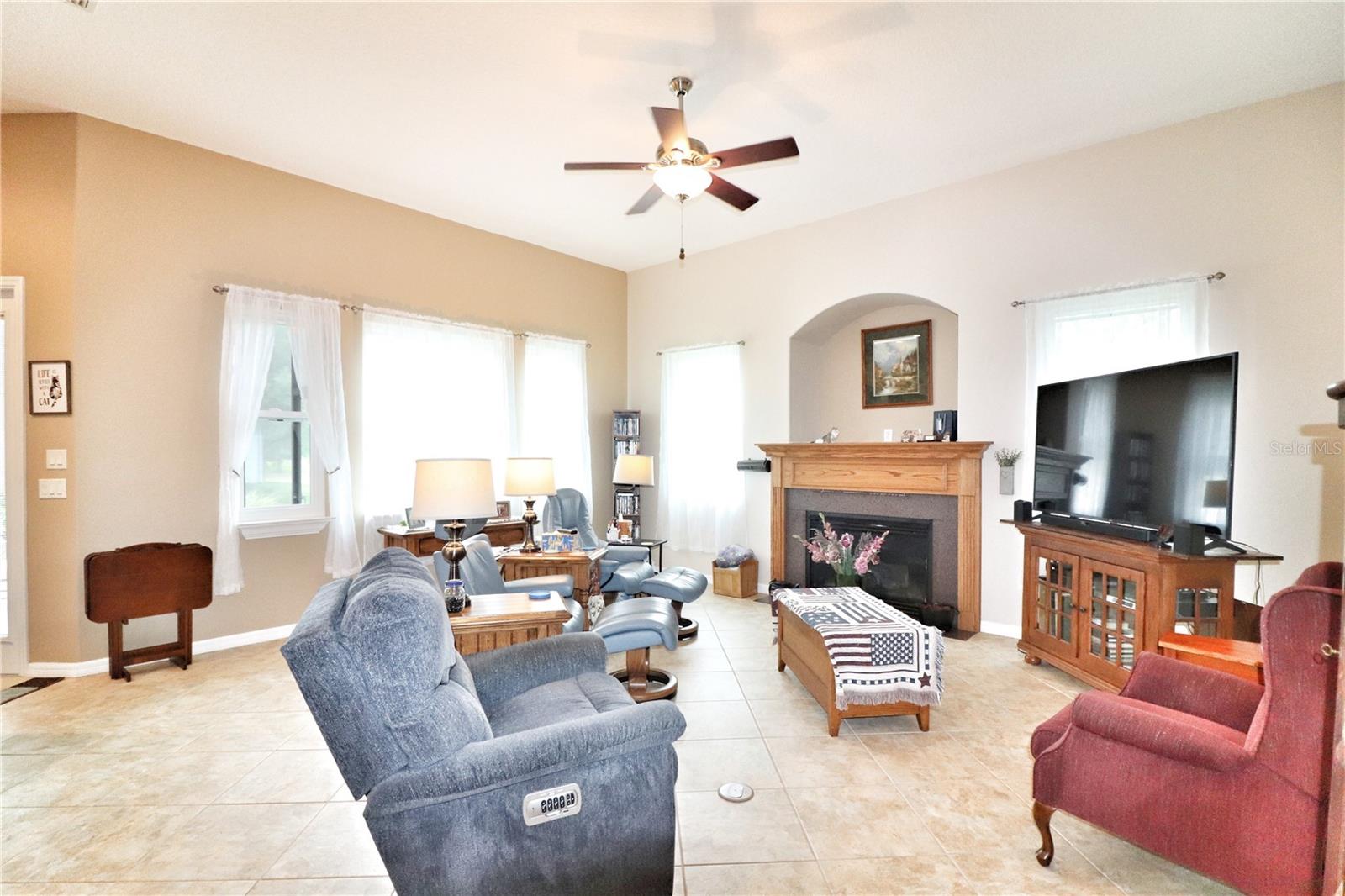 5208 SCOTLAND CT, LEESBURG, FL, 34748