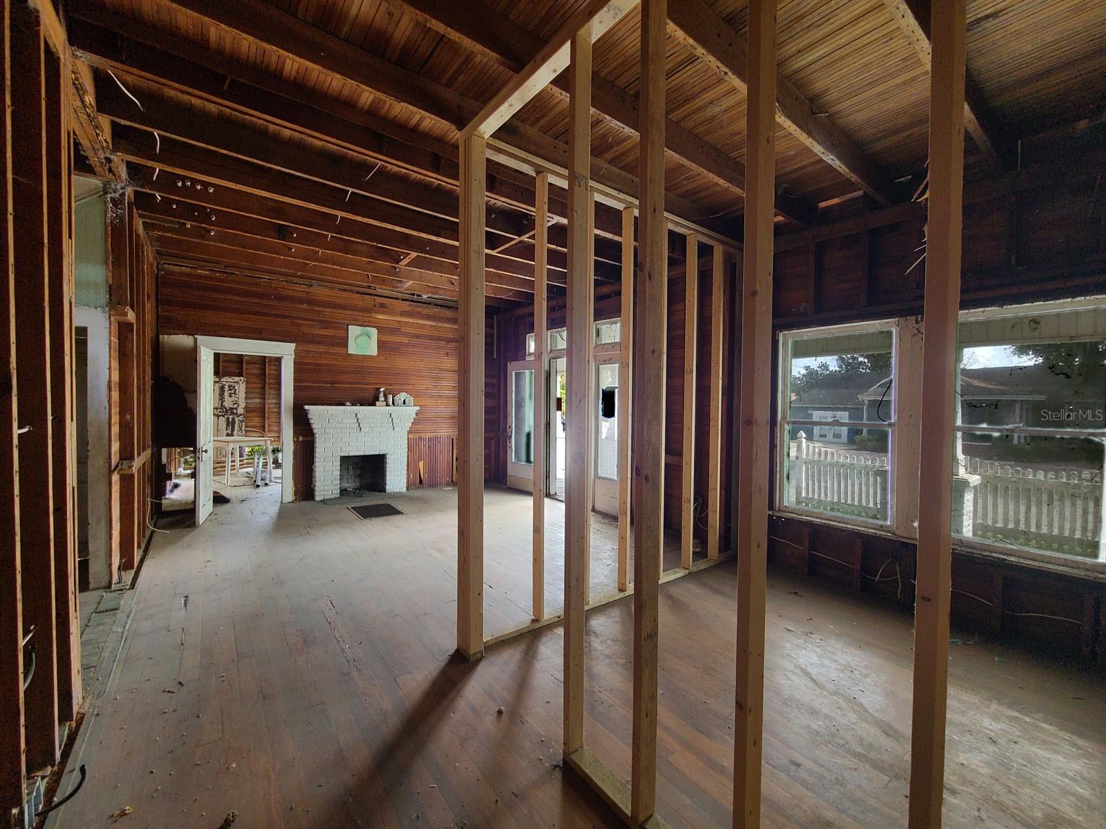 208 E BADCOCK BLVD, MULBERRY, FL, 33860