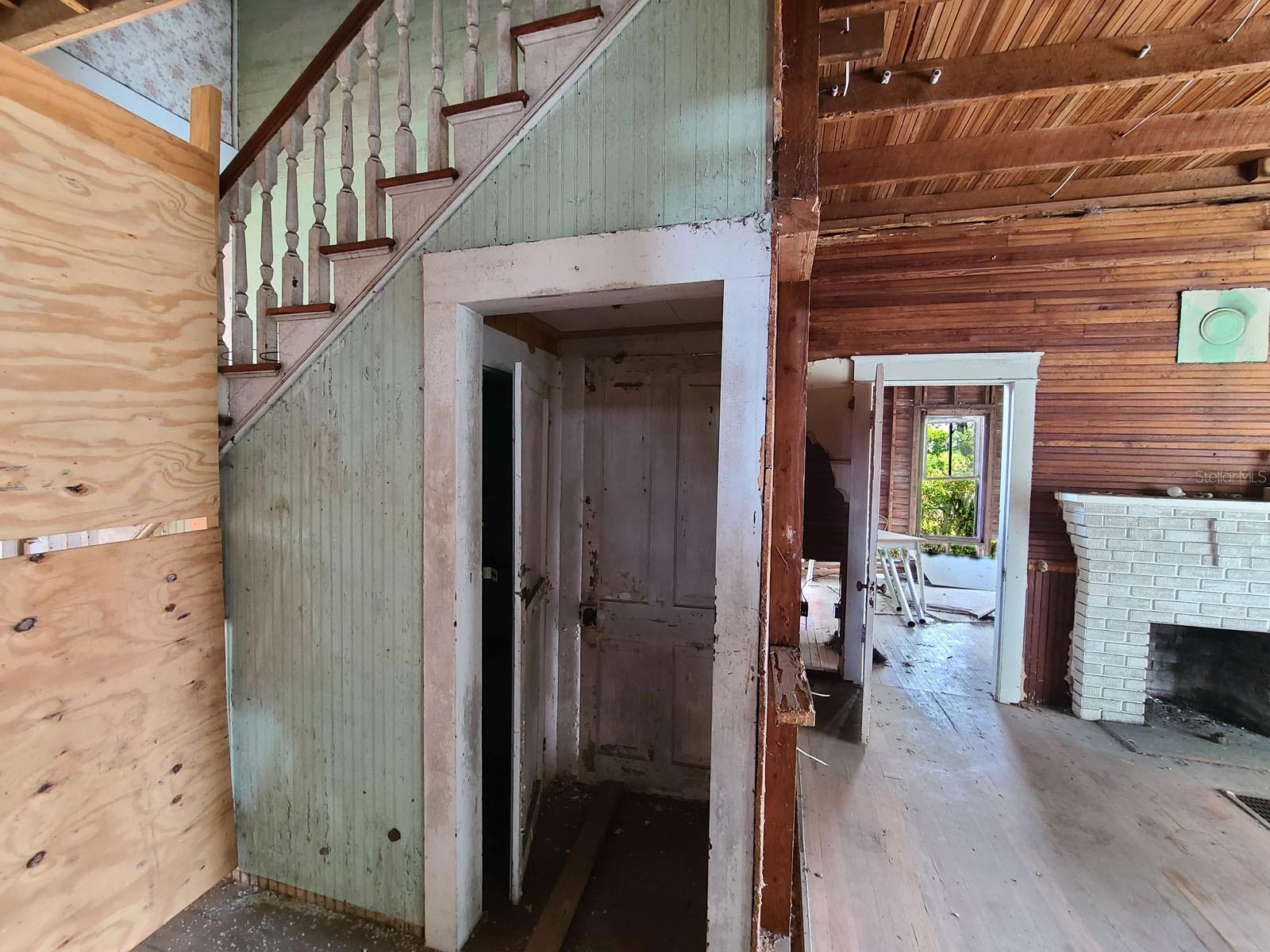 208 E BADCOCK BLVD, MULBERRY, FL, 33860