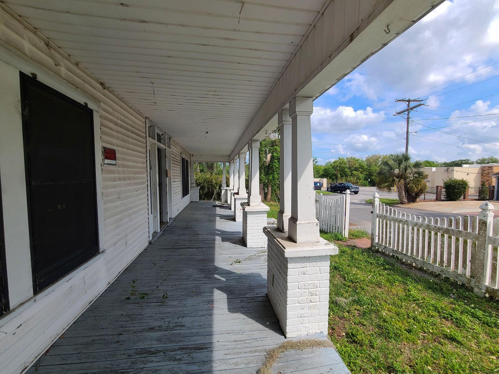 208 E BADCOCK BLVD, MULBERRY, FL, 33860