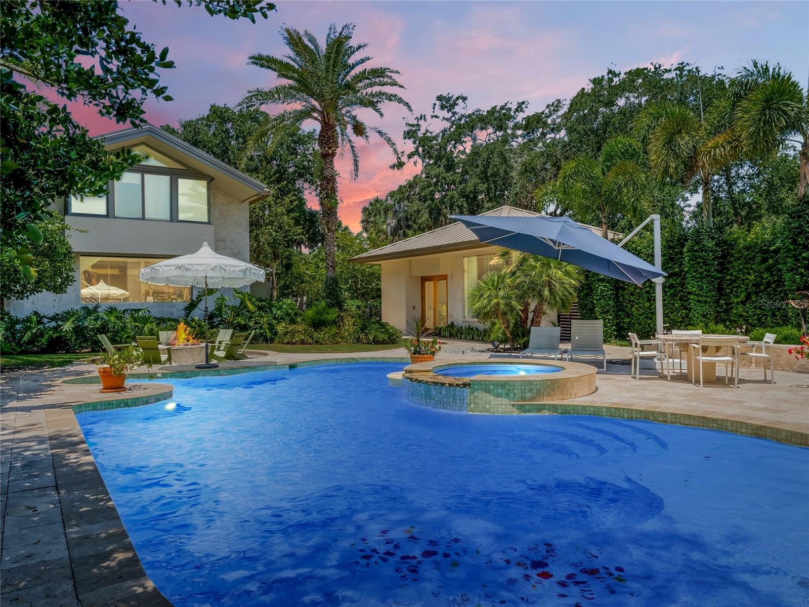1006 S RIVERSIDE DR, EDGEWATER, FL, 32132