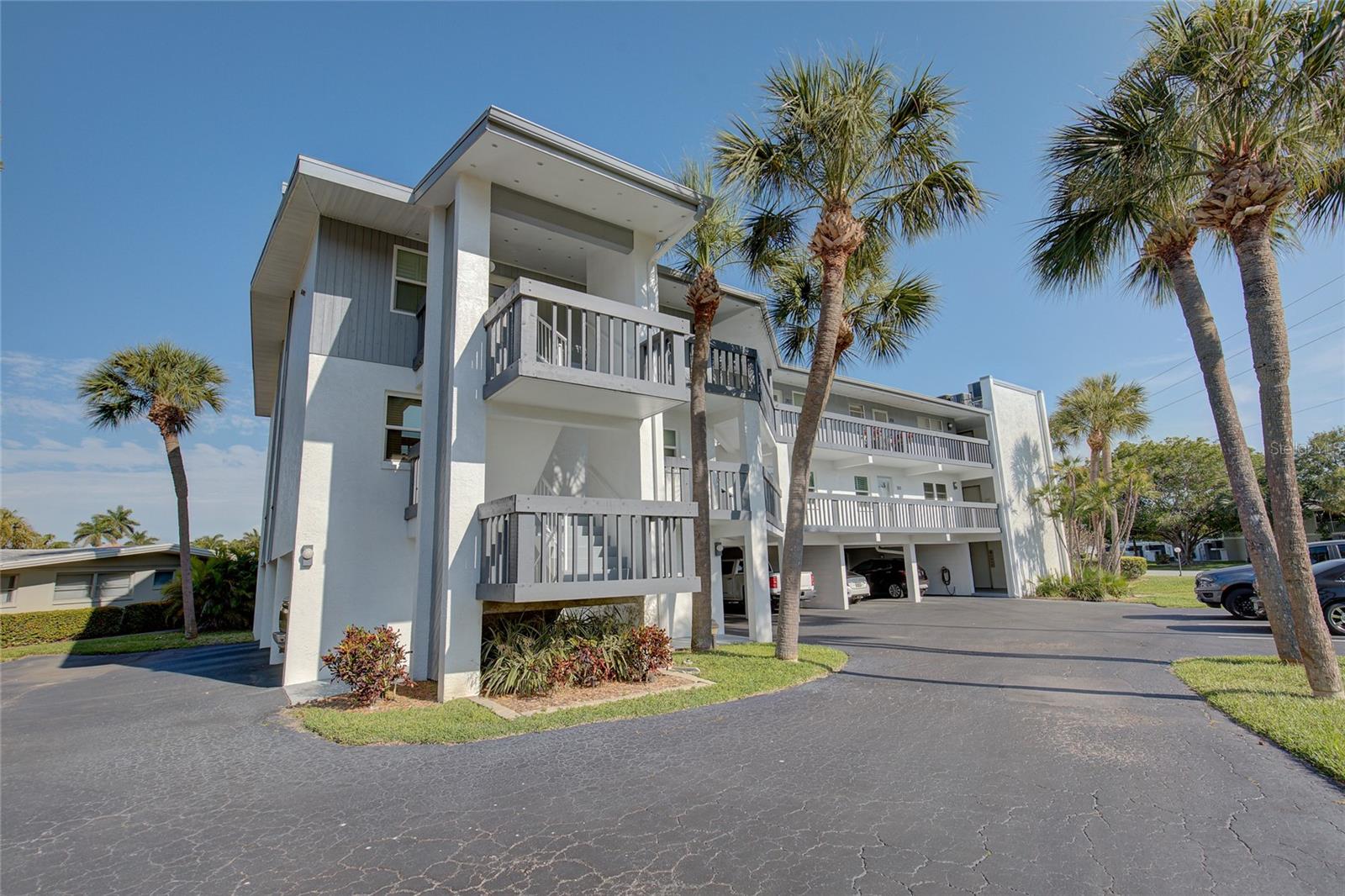 12055 3RD ST E #101, TREASURE ISLAND, FL, 33706
