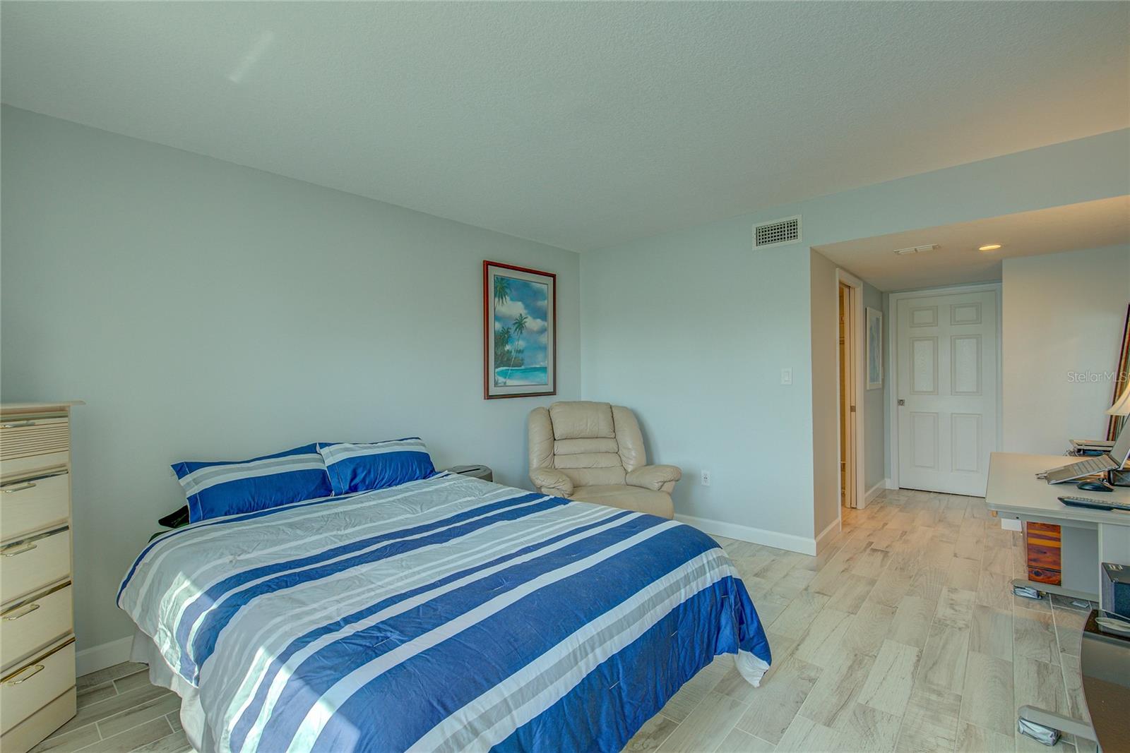 12055 3RD ST E #101, TREASURE ISLAND, FL, 33706