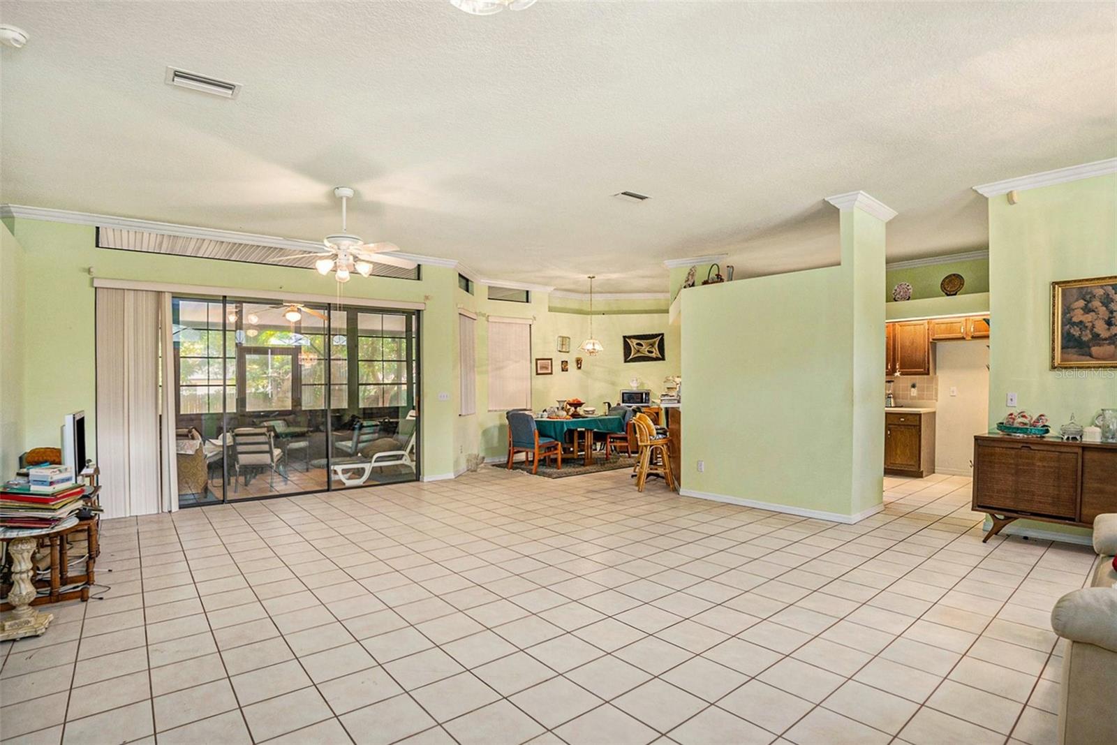 3545 E LAKE DR, LAND O LAKES, FL, 34639