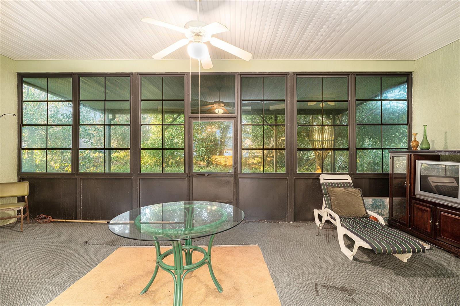 3545 E LAKE DR, LAND O LAKES, FL, 34639