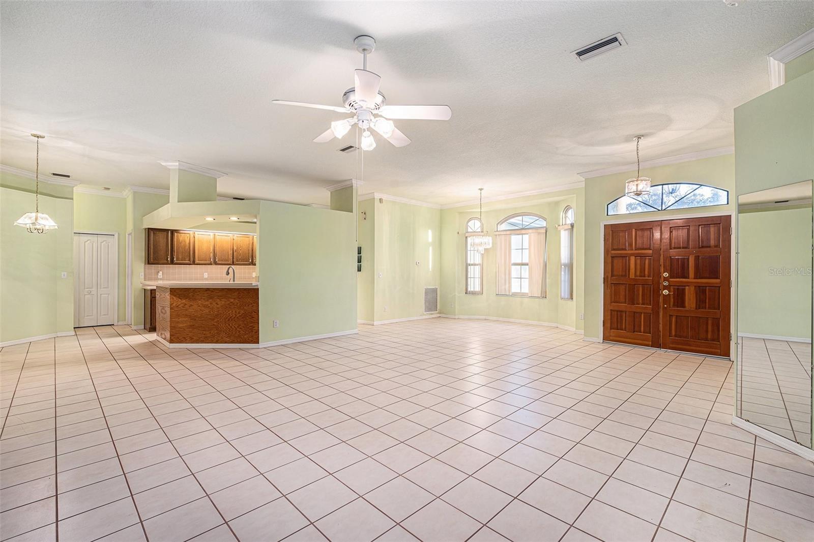 3545 E LAKE DR, LAND O LAKES, FL, 34639