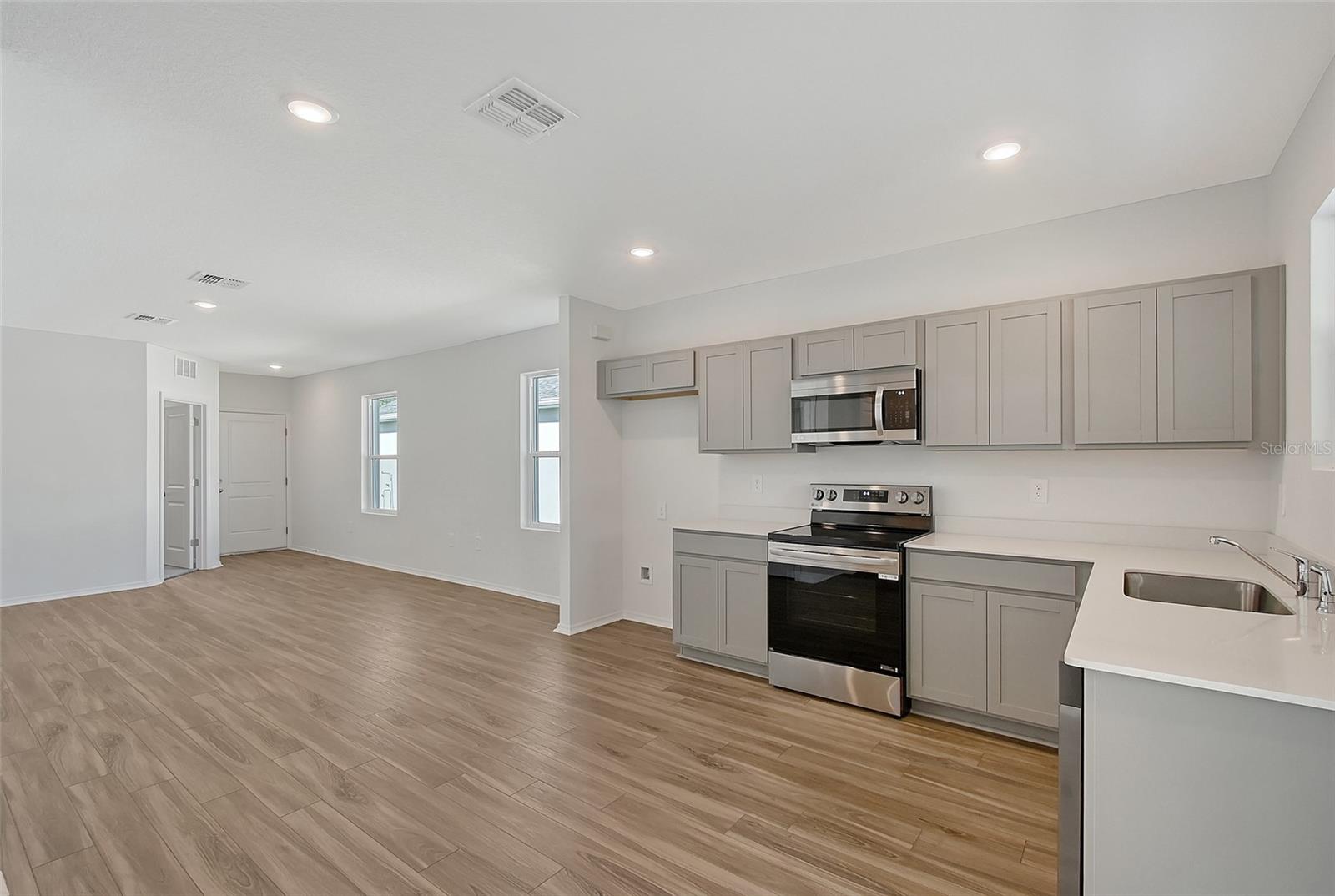 1643 35TH ST, SARASOTA, FL, 34234