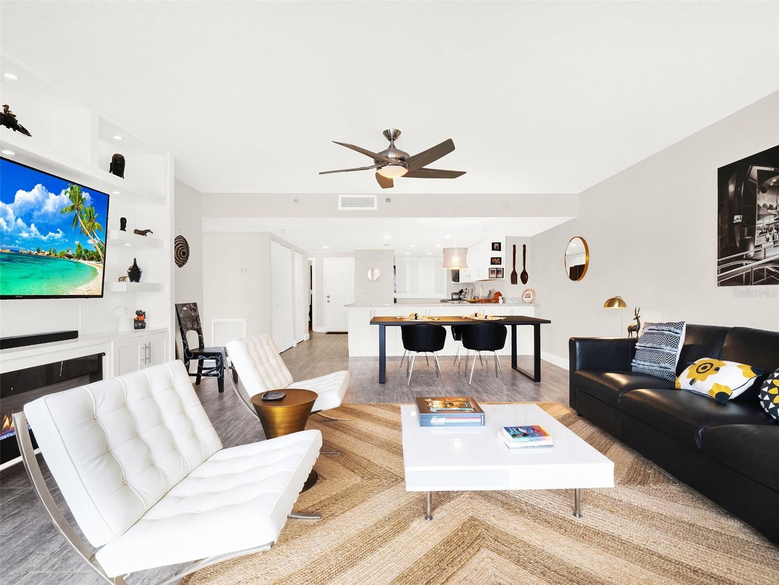 530 E CENTRAL BLVD #802, ORLANDO, FL, 32801