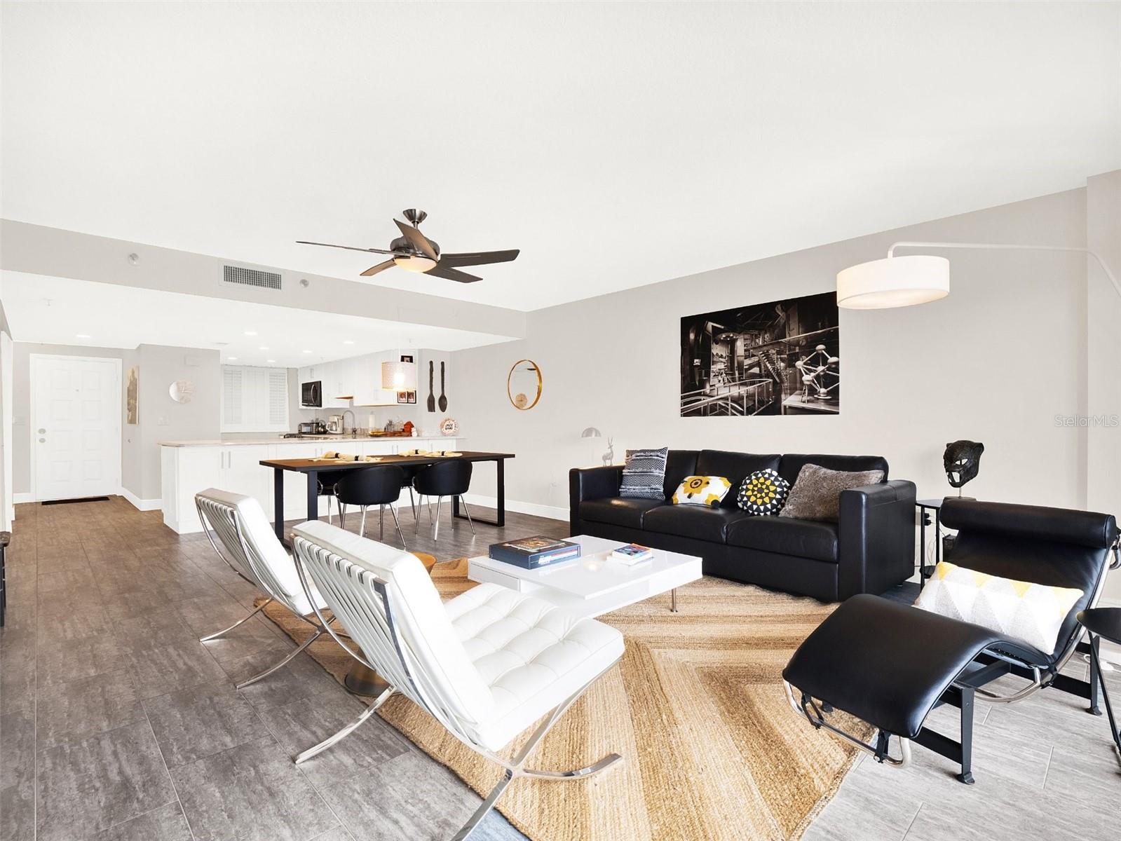 530 E CENTRAL BLVD #802, ORLANDO, FL, 32801