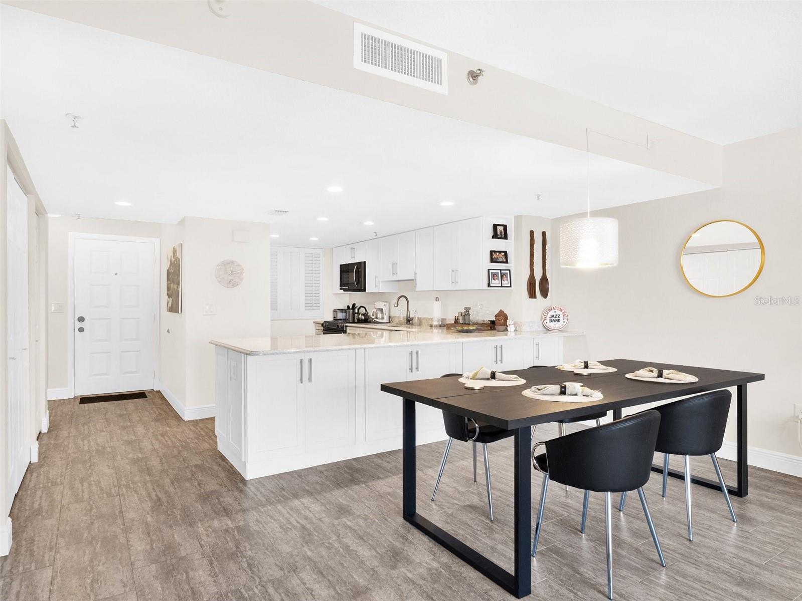 530 E CENTRAL BLVD #802, ORLANDO, FL, 32801