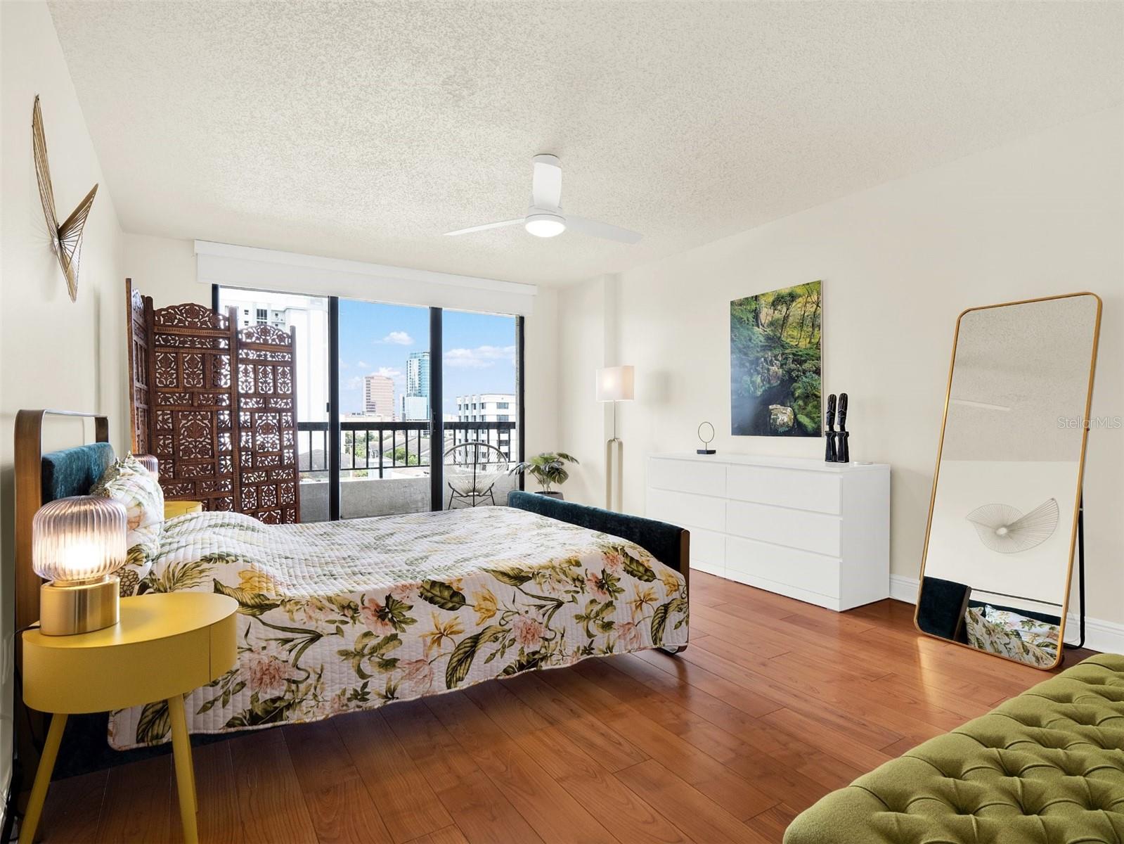 530 E CENTRAL BLVD #802, ORLANDO, FL, 32801