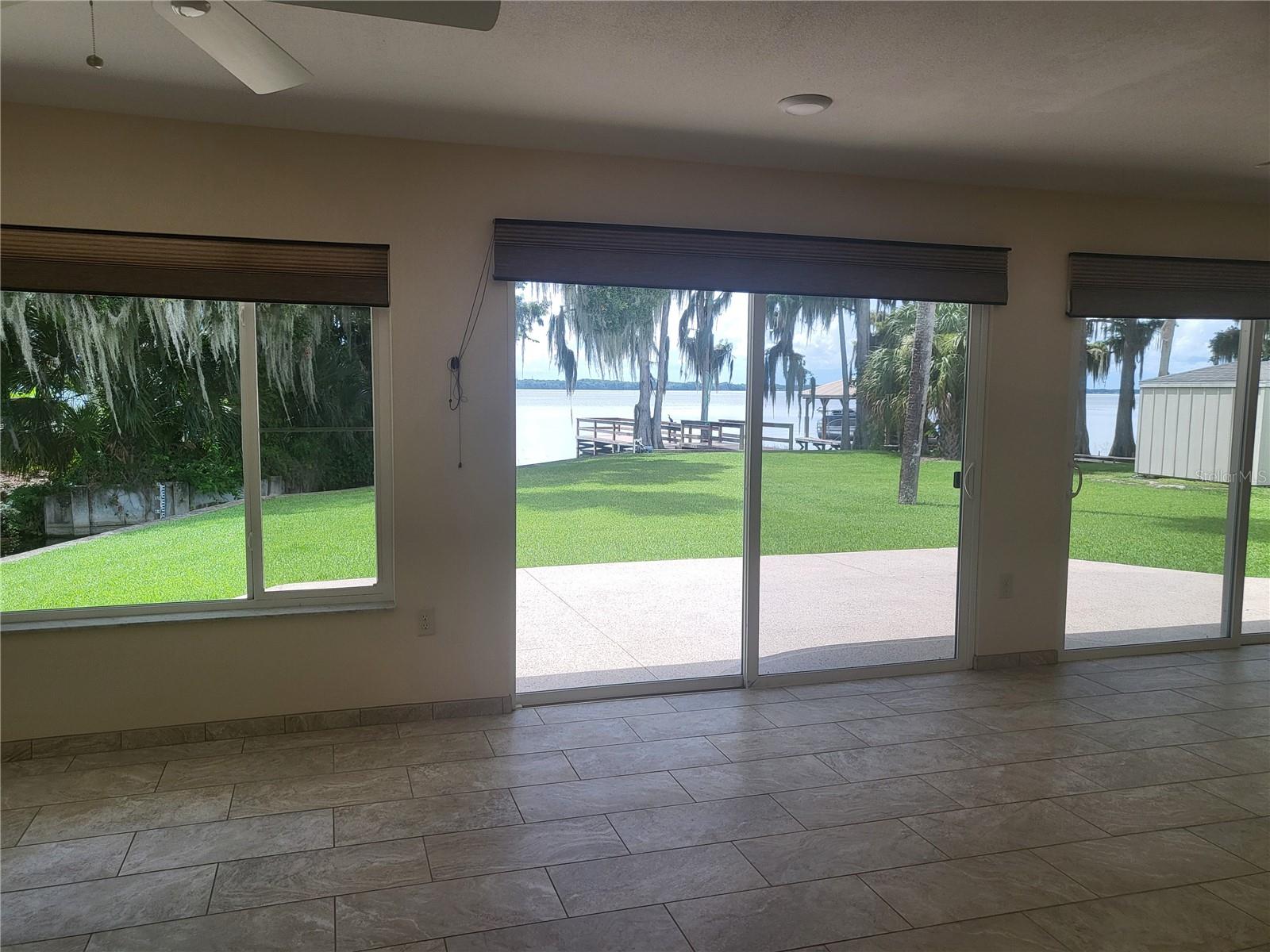 1101 LAKE SHORE BLVD, TAVARES, FL, 32778
