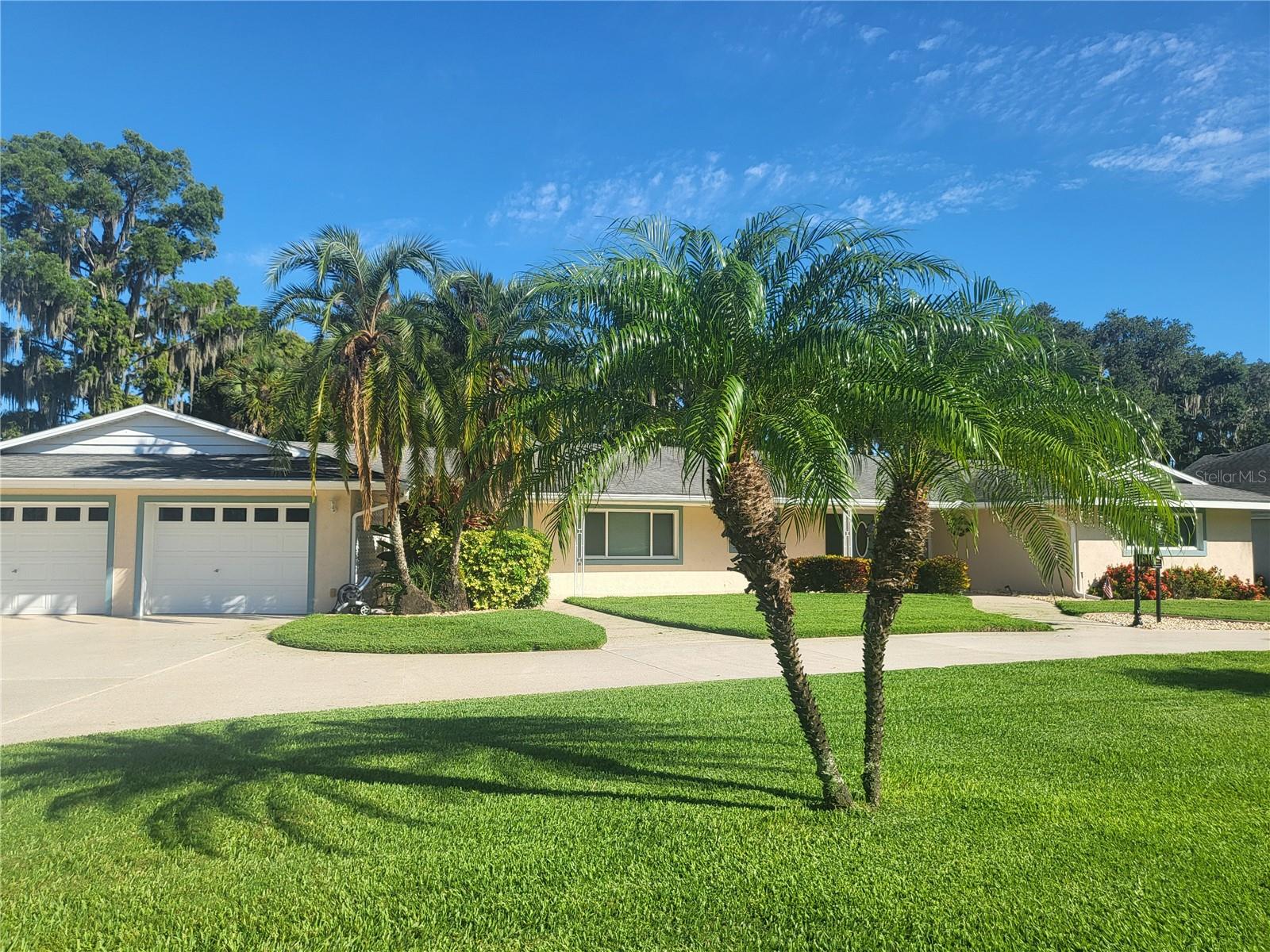 1101 LAKE SHORE BLVD, TAVARES, FL, 32778