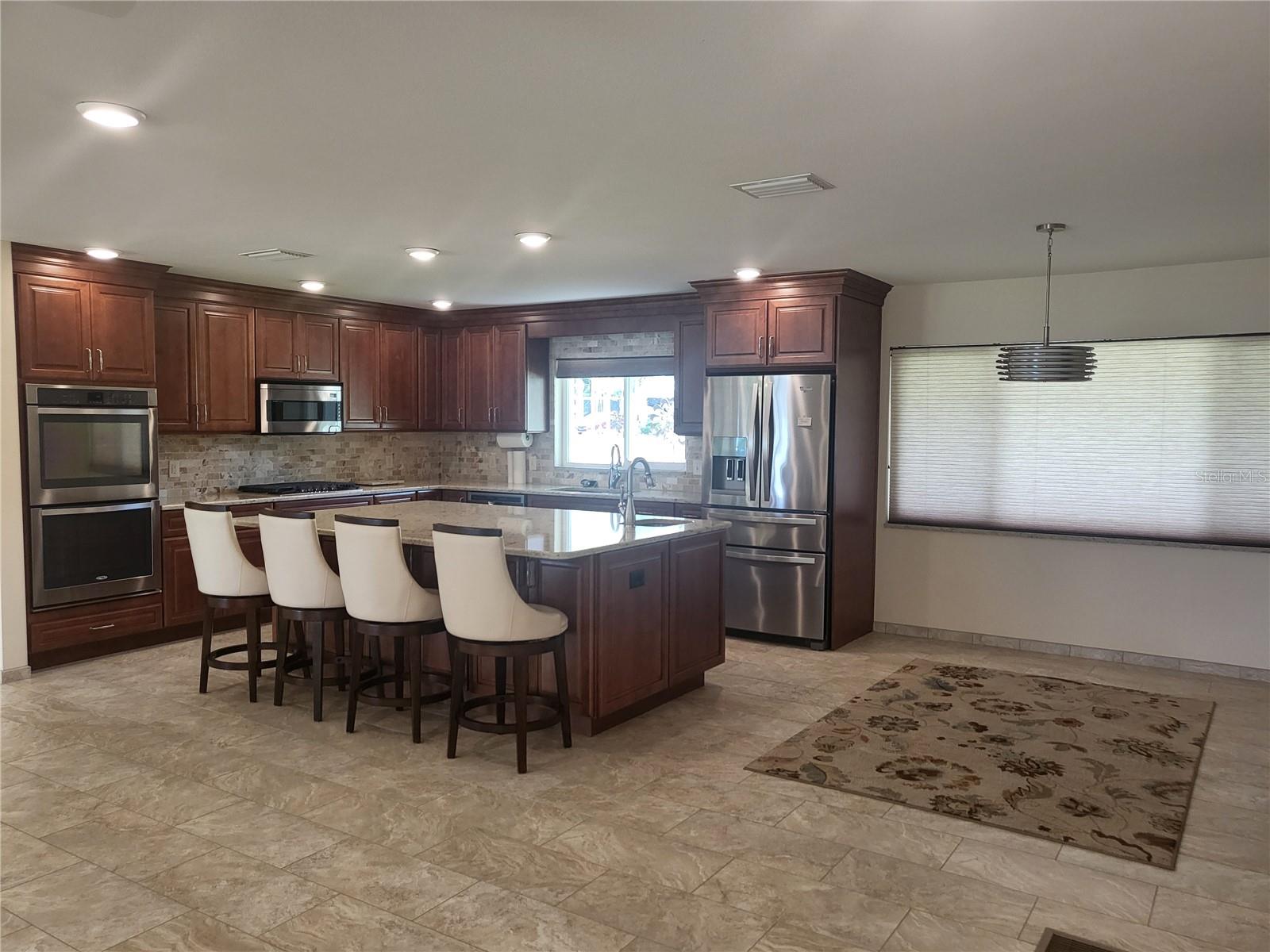 1101 LAKE SHORE BLVD, TAVARES, FL, 32778