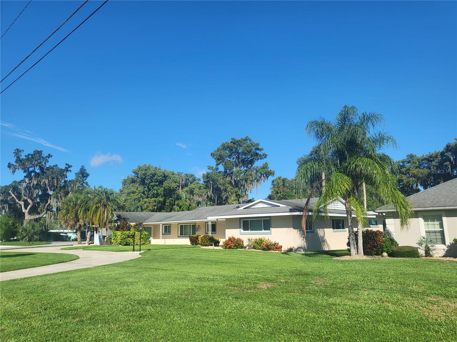 1101 LAKE SHORE BLVD, TAVARES, FL, 32778