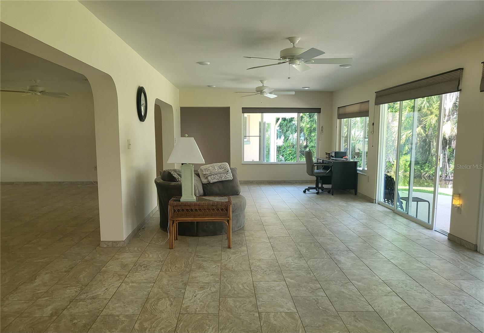 1101 LAKE SHORE BLVD, TAVARES, FL, 32778