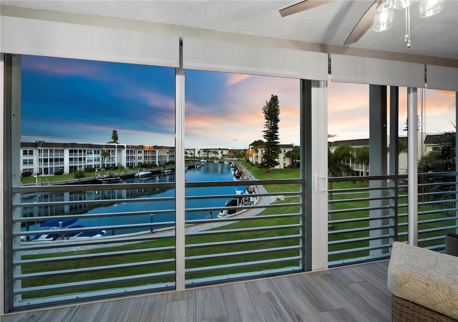 4350 CHATHAM DR #E307, LONGBOAT KEY, FL, 34228