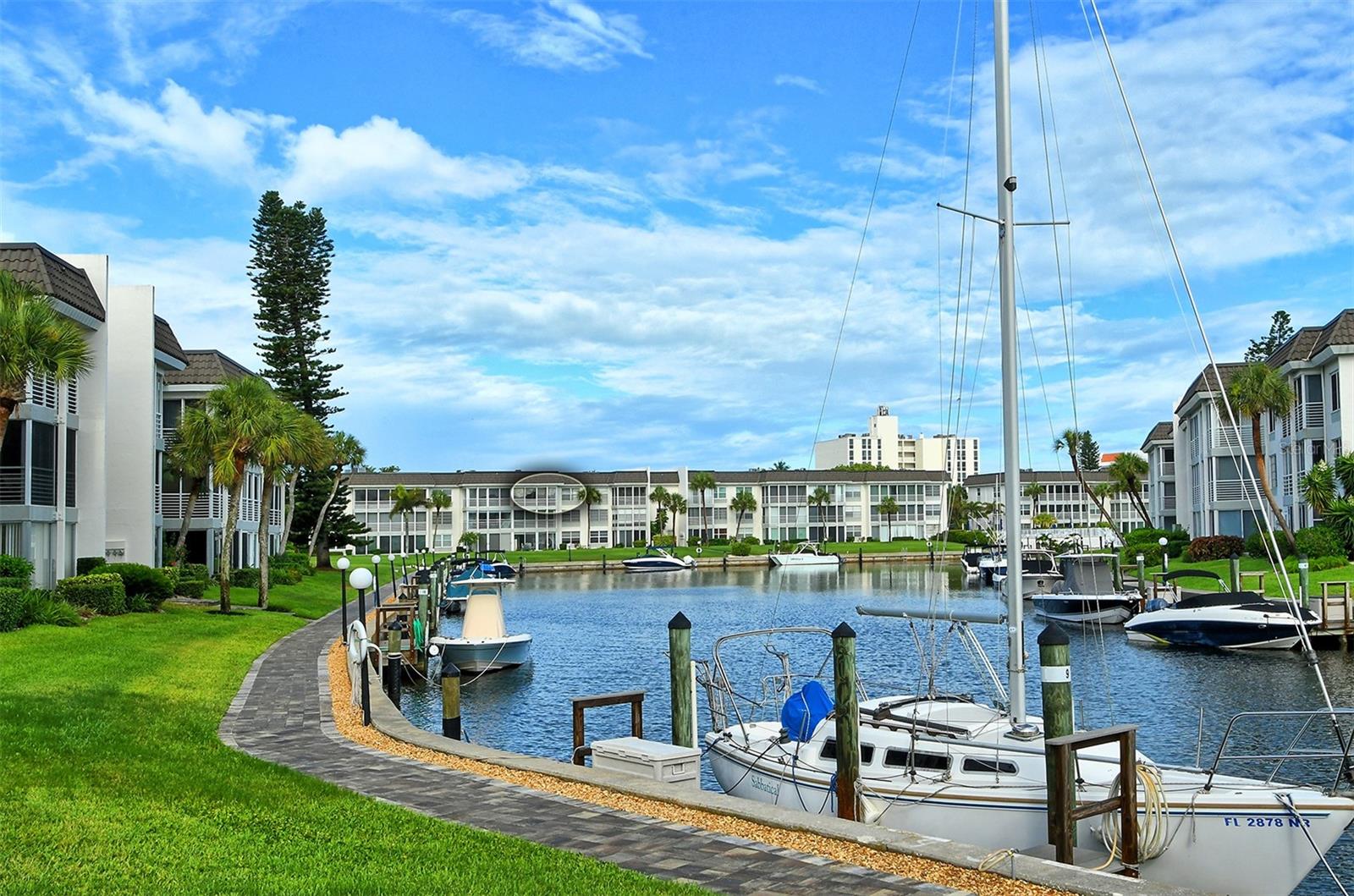 4350 CHATHAM DR #E307, LONGBOAT KEY, FL, 34228