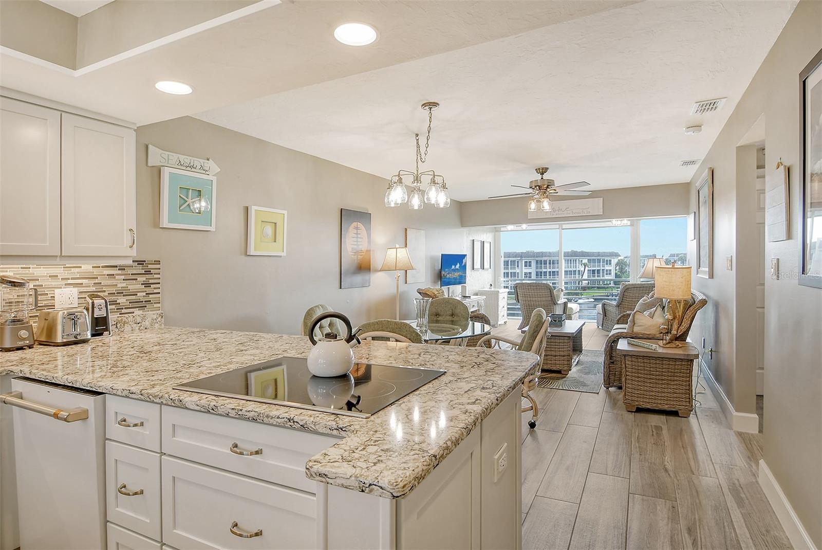 4350 CHATHAM DR #E307, LONGBOAT KEY, FL, 34228