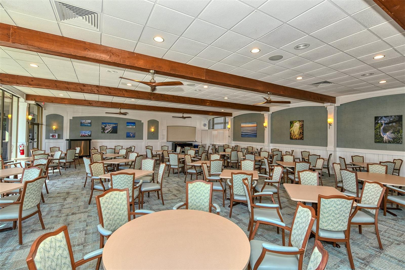 4350 CHATHAM DR #E307, LONGBOAT KEY, FL, 34228