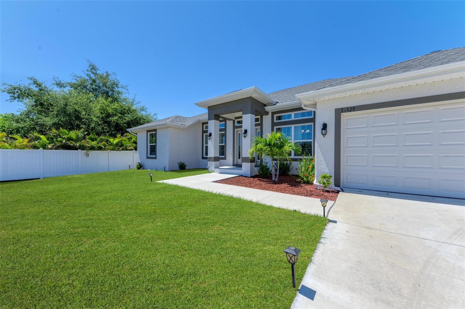 15329 ALDAMA CIR, PORT CHARLOTTE, FL, 33981
