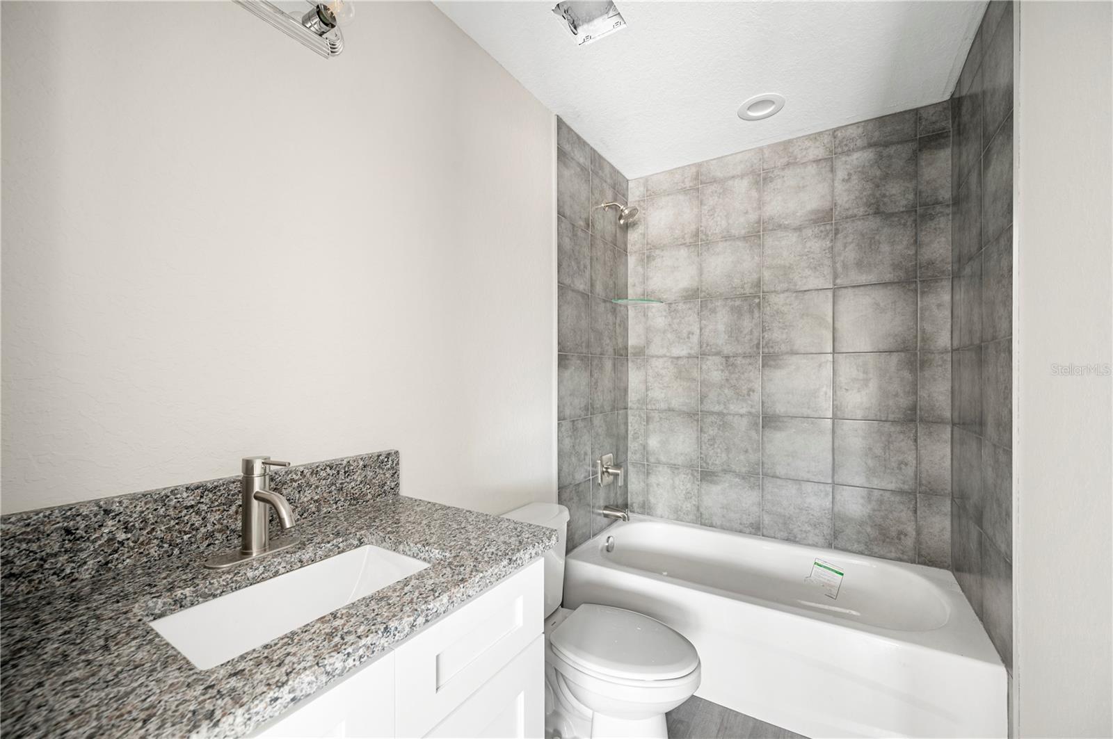 143 W NORTHSIDE DR, LAKE WALES, FL, 33853