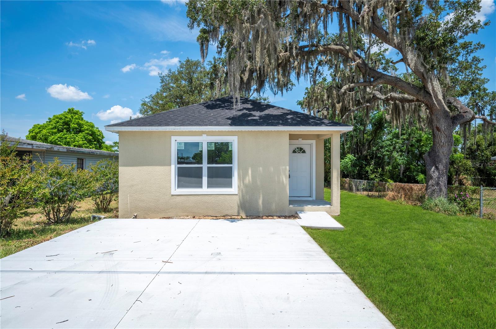 143 W NORTHSIDE DR, LAKE WALES, FL, 33853
