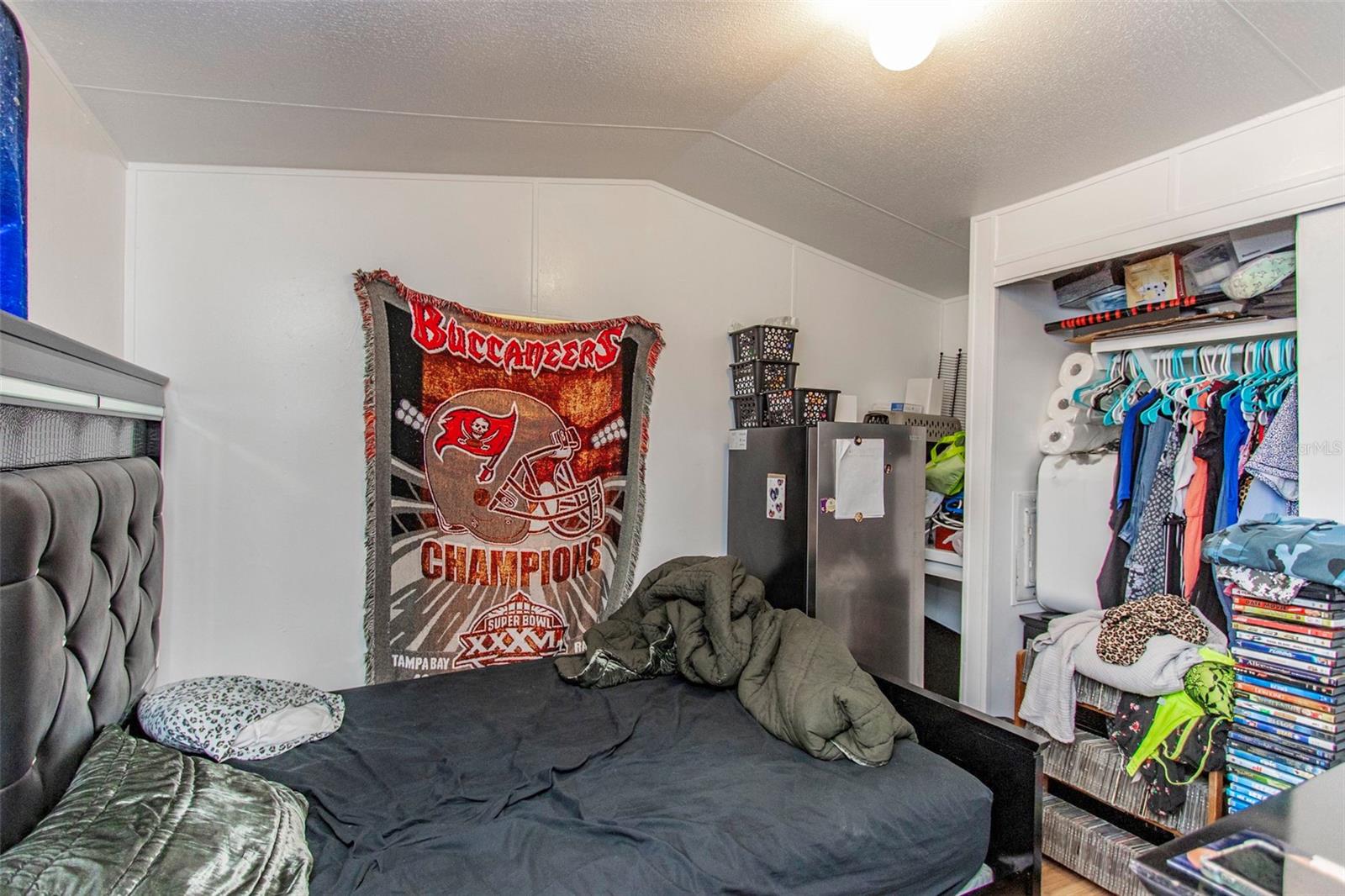 7213 HARNEY RD, TAMPA, FL, 33617