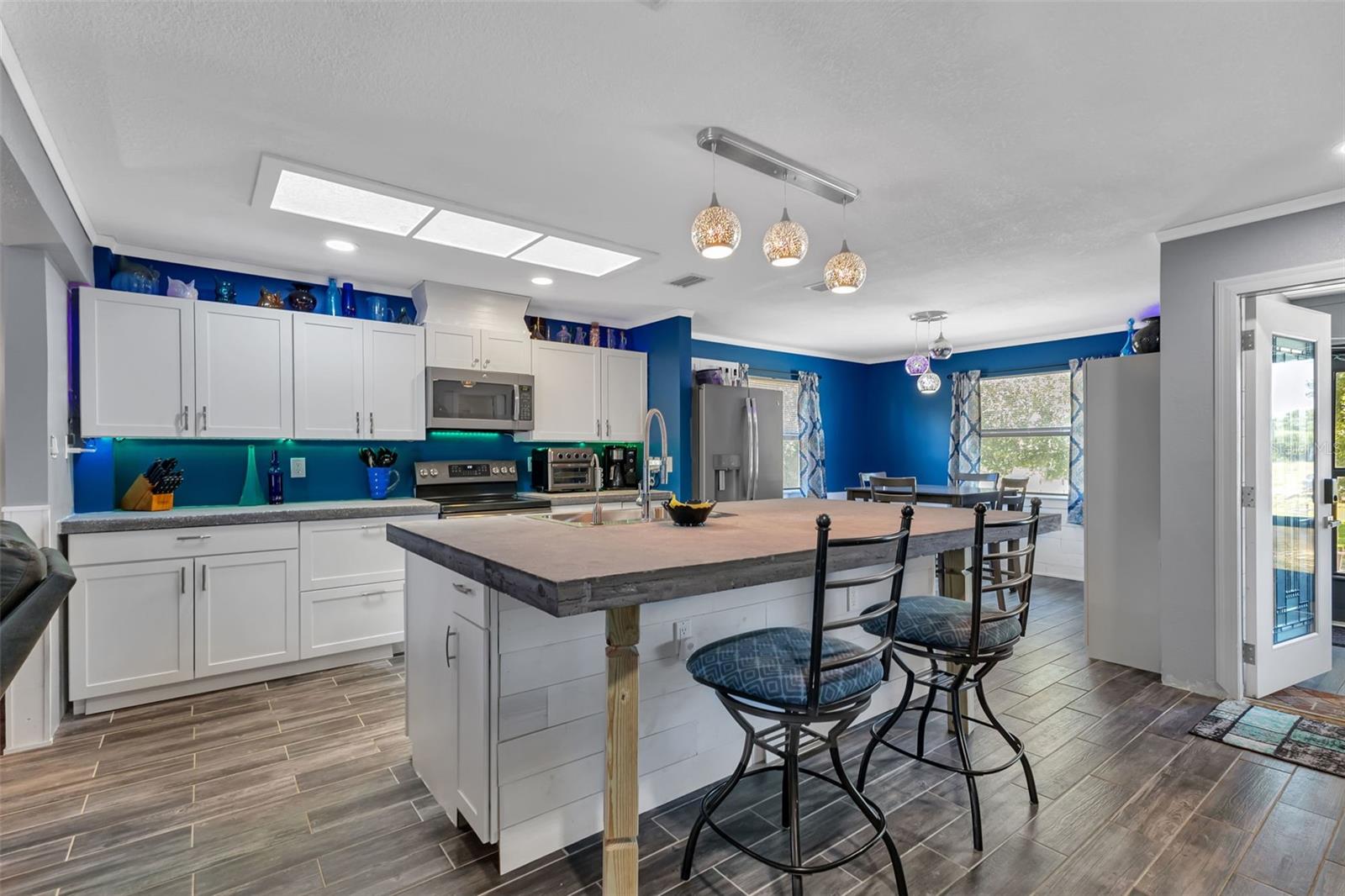 6421 GROVE BLVD, PUNTA GORDA, FL, 33982