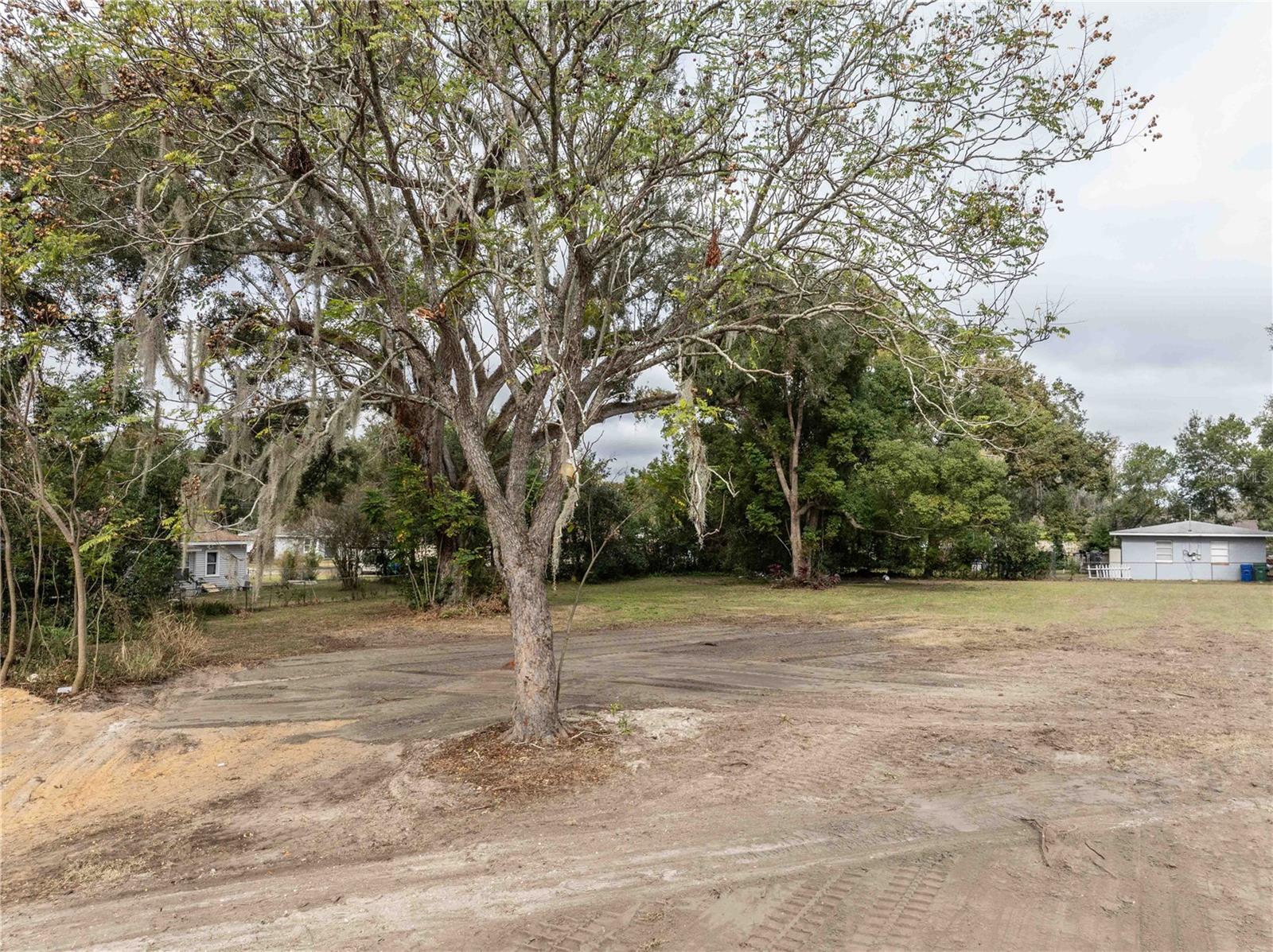 505 CLEVELAND AVE, WILDWOOD, FL, 34785