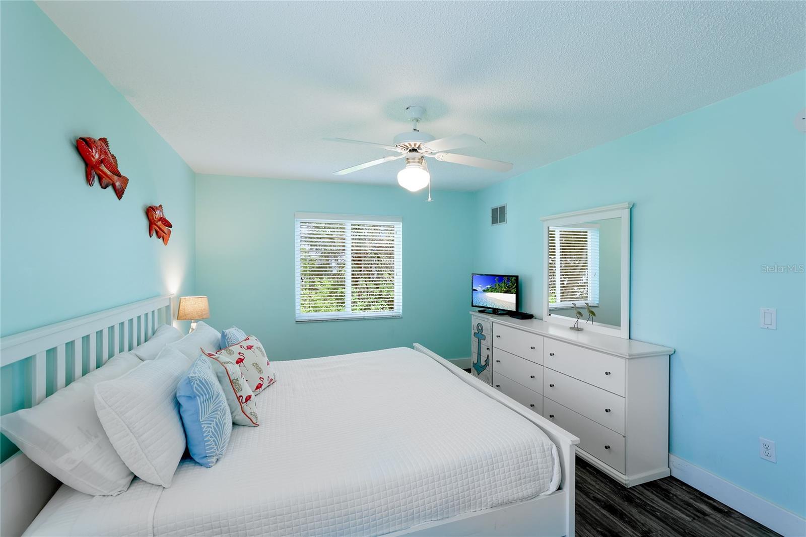 1301 BAY DR N #7A, BRADENTON BEACH, FL, 34217