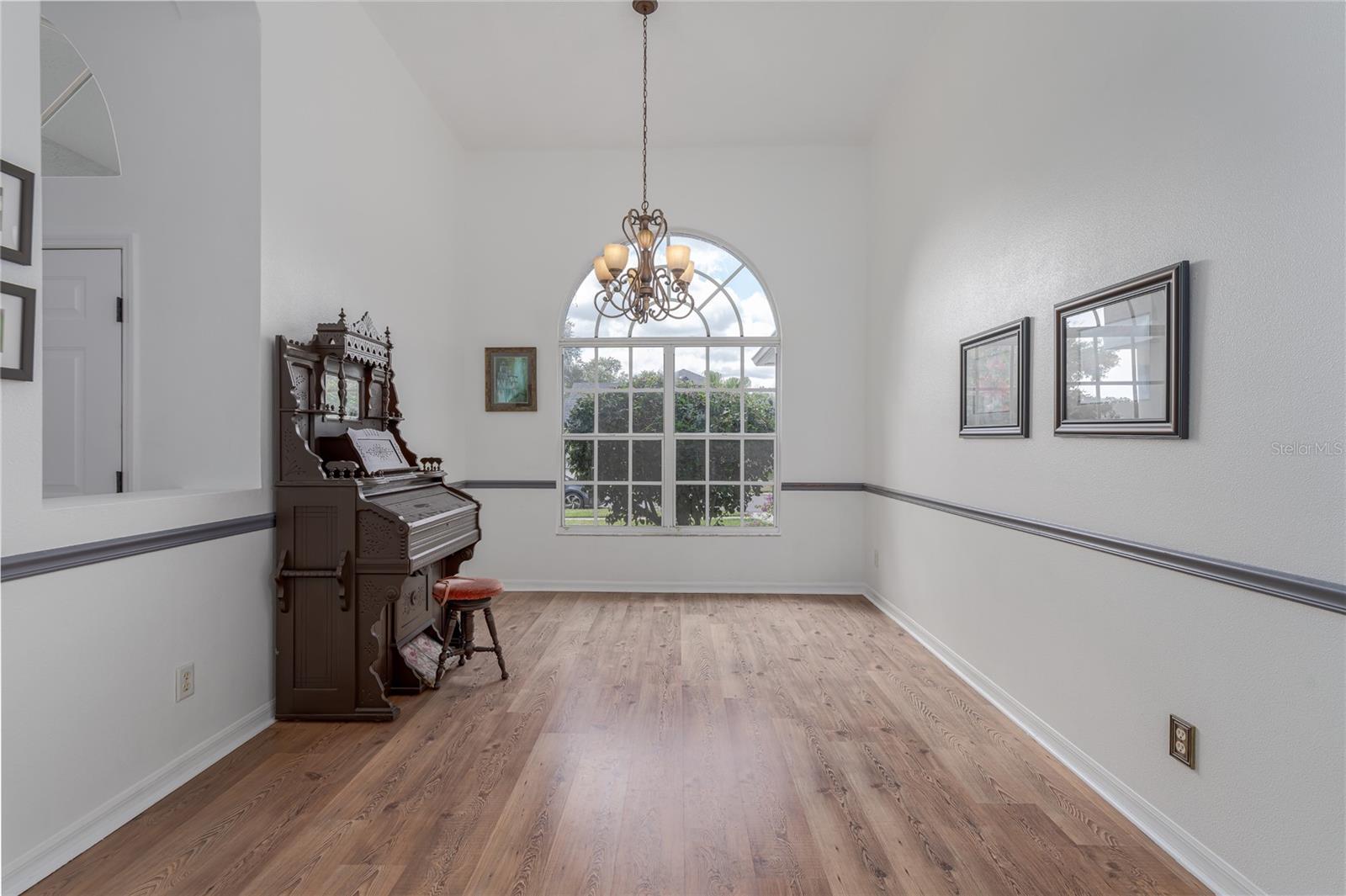 2120 GOLF MANOR BLVD, VALRICO, FL, 33594