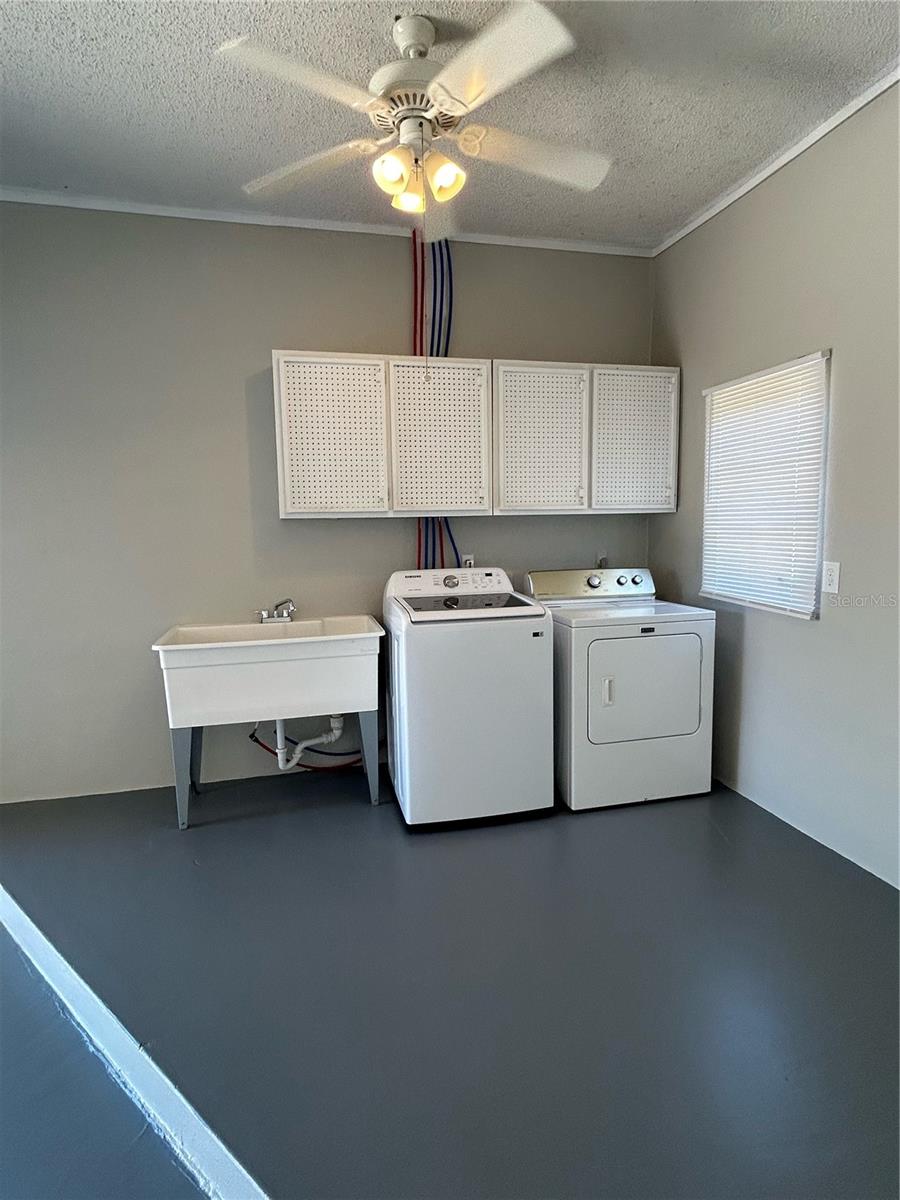 65 OCEAN DR, PUNTA GORDA, FL, 33950
