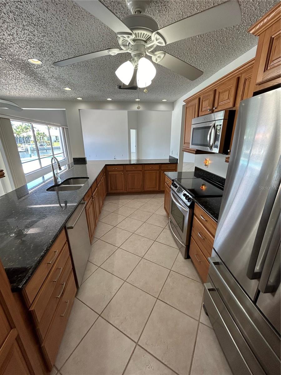 65 OCEAN DR, PUNTA GORDA, FL, 33950