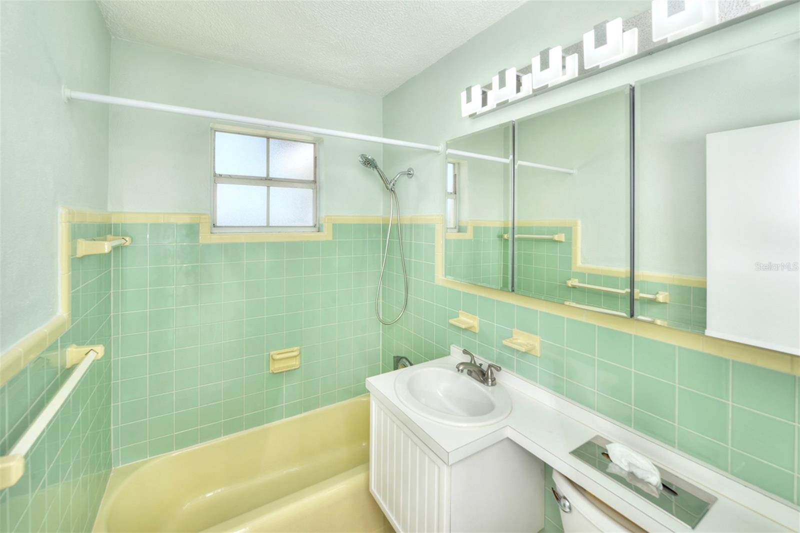 40 SEAVIEW DR, ORMOND BEACH, FL, 32176
