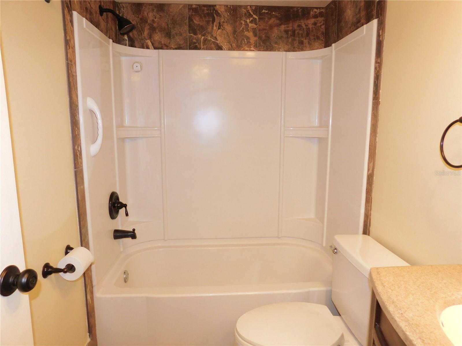 147 LAKESIDE DR, OLDSMAR, FL, 34677