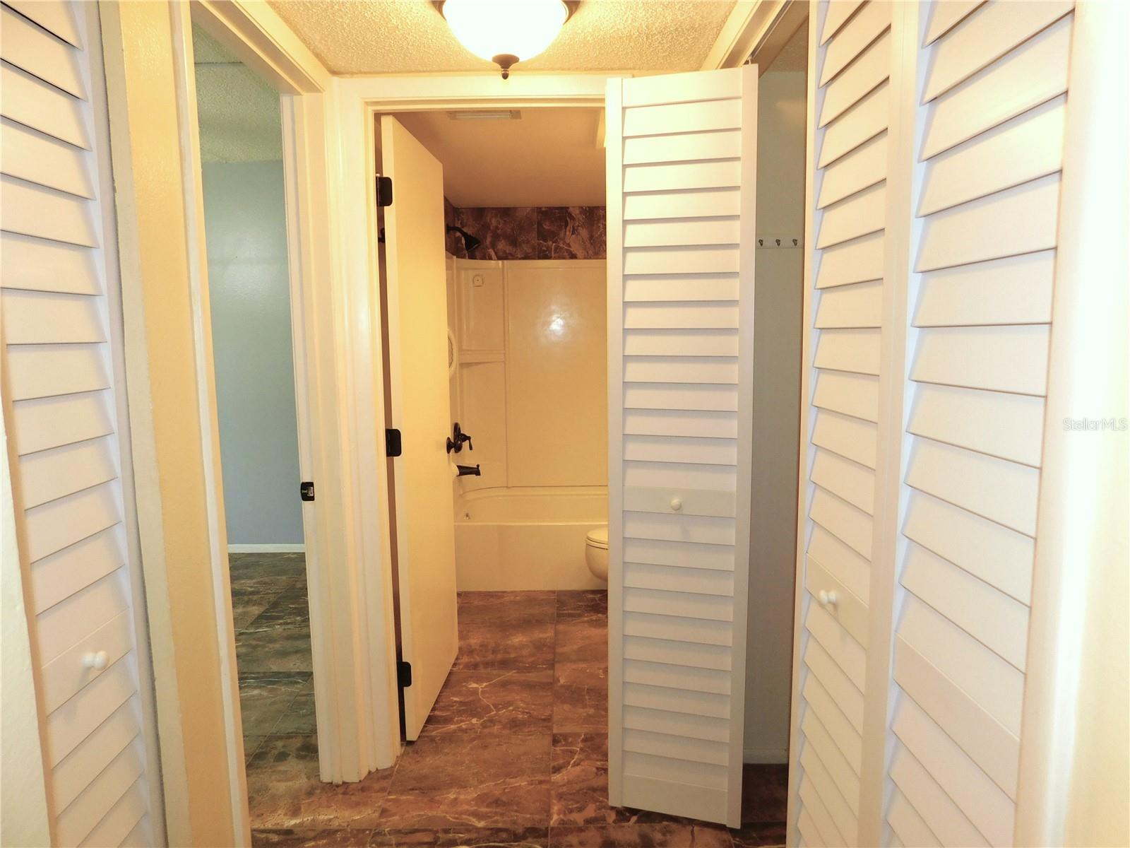 147 LAKESIDE DR, OLDSMAR, FL, 34677